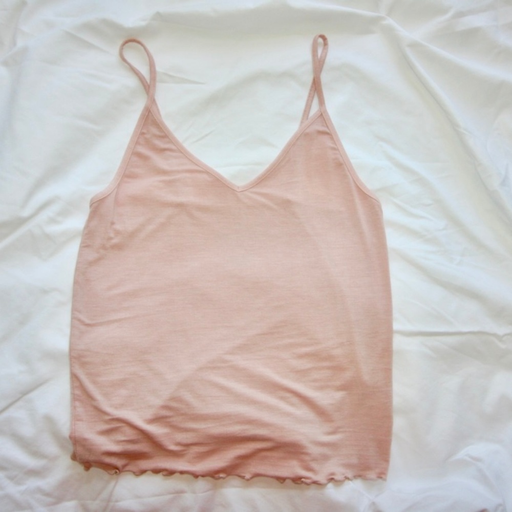 American Eagle baby pink lettuce hem tank top